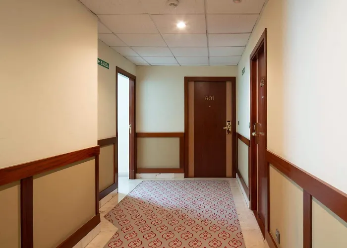 Santiago Apartahotel Bilbao