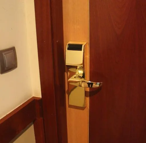 Apartahotel Santiago 4*